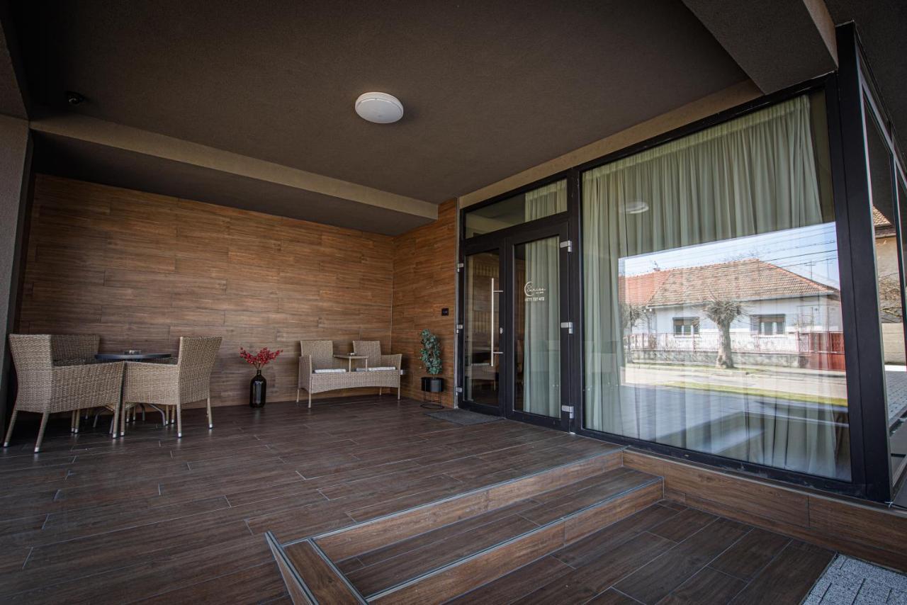 Vila Sarisa Deva Exteriör bild