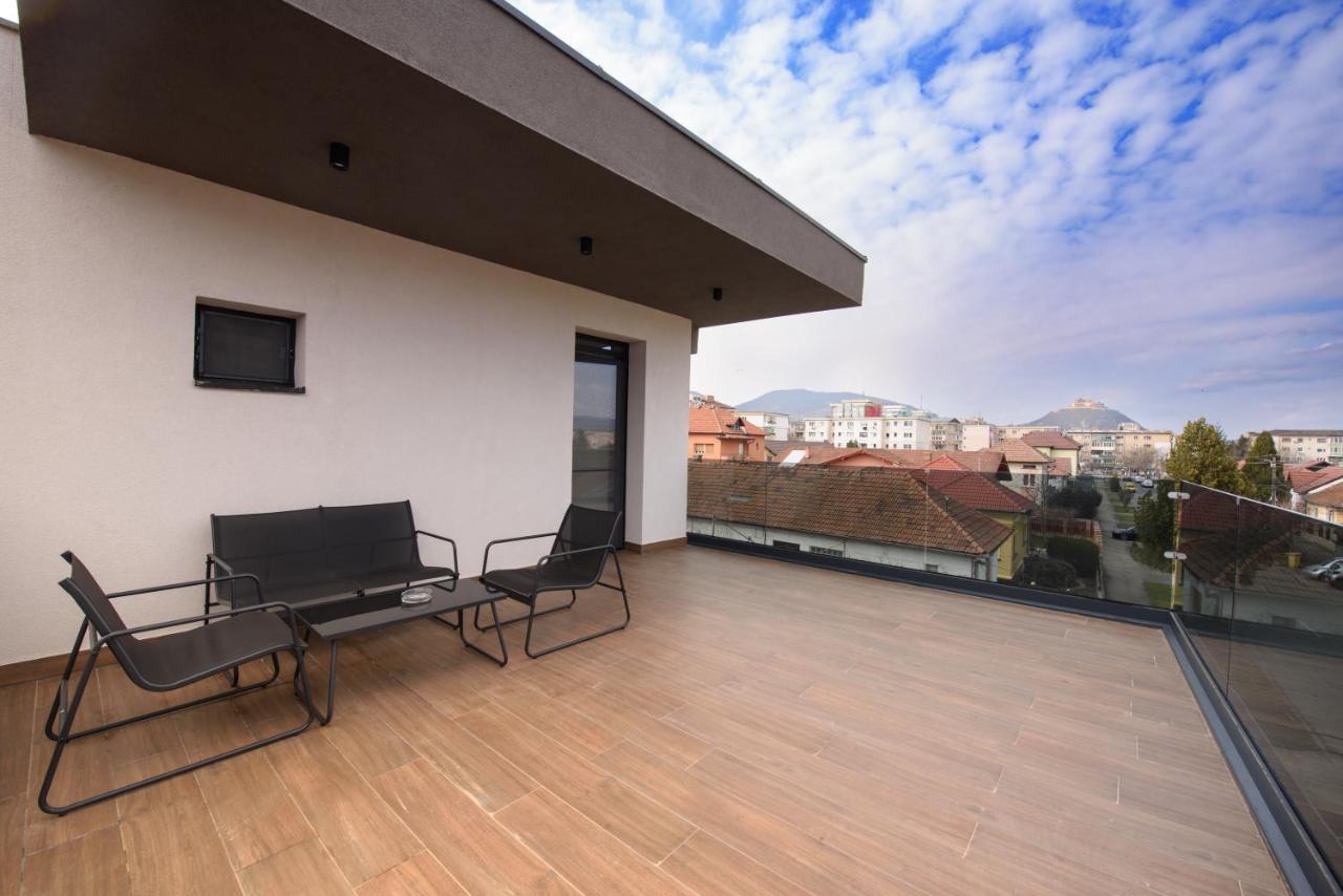 Vila Sarisa Deva Exteriör bild
